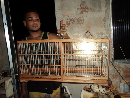 Altura 37 Comp 70 Larg 20 cm. VALOR: 110,00